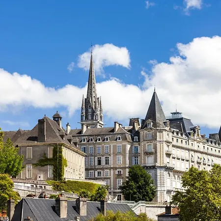 Le Voyageur - Bel En Centre-ville Avec Terrasse Pau